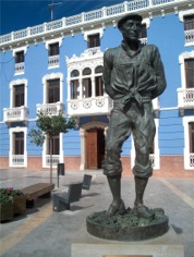 Estatua Bullas